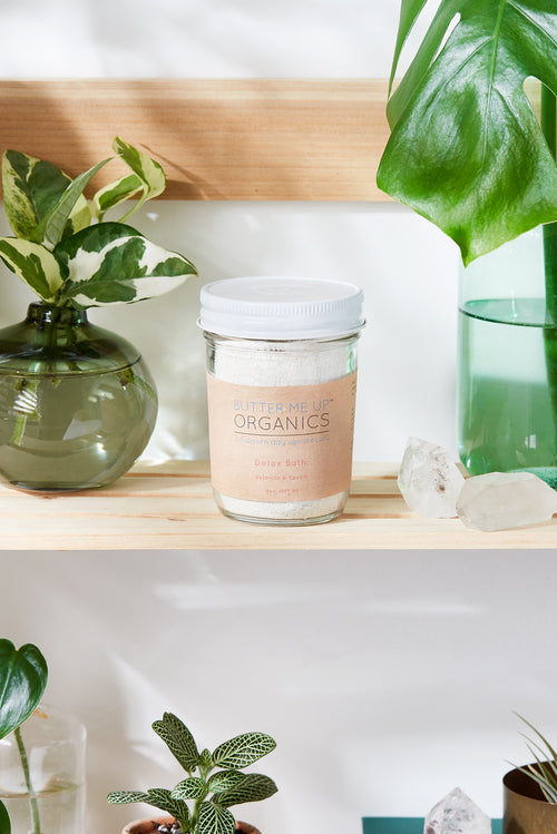 Bath epsom salt clay essential oil soak